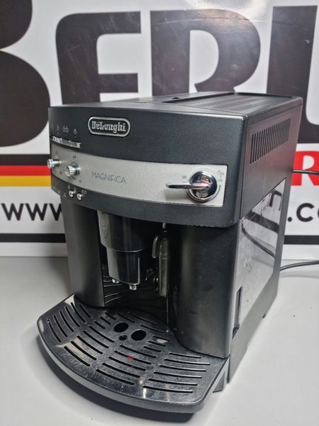 Кавомашина DeLonghi ESAM3000 B 1450w sn 15119 000038317 фото