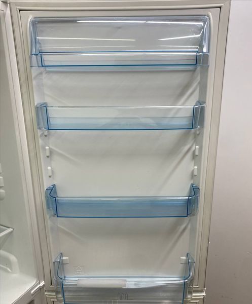 Холодильник двухкамерный Electrolux ERB35253W 150W 224+87л sn 91830033 n 412 000048797 фото