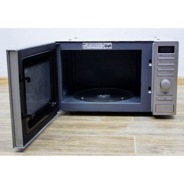 Микроволновая печь LG MS1987U 03 000007836 фото