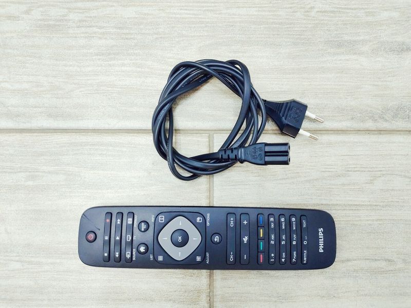 Телевизор 32 Philips 32PFL3605H LCD Full HD 000044667 фото