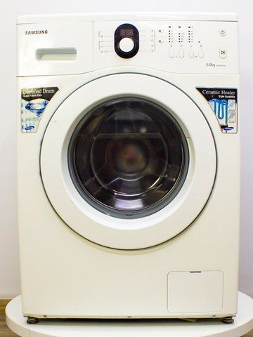 Стиральная машина Samsung WF8604NGW 000021386 фото