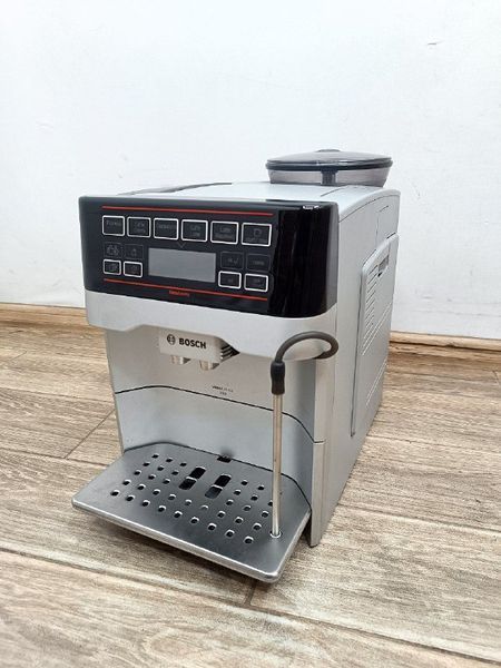 Кофемашина Bosch Vero Aroma CTES32X 1500w sn 716100280316000119 000046133 фото