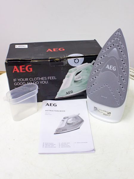 Утюг AEG DB1740LG 000033823 фото