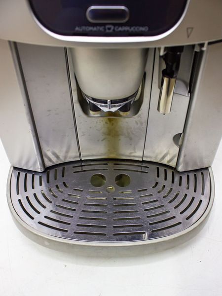 Кофемашина DeLonghi ESAM4500 000031720 фото