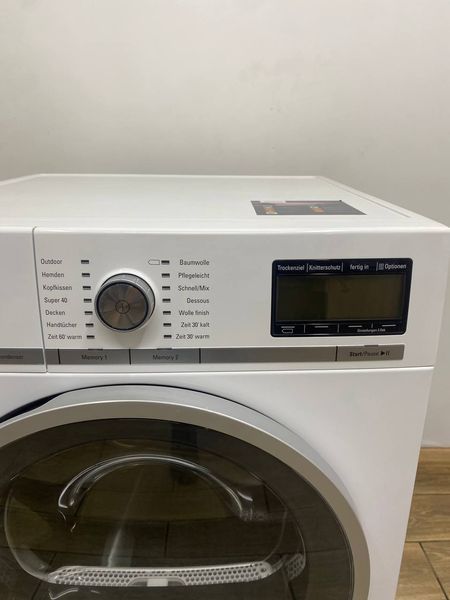Сушильа машина Siemens WT47Y701 15 1000w 8кг sn 9406 200113 000048008 фото
