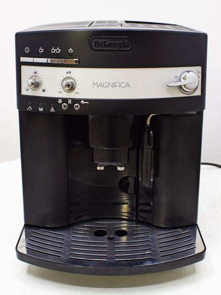 Кавомашина DeLonghi ESAM3000 B 1350w sn 94017 000028884 фото