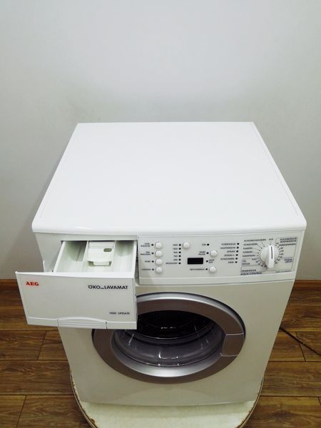 Стиральная машина AEG L7450 000035301 фото
