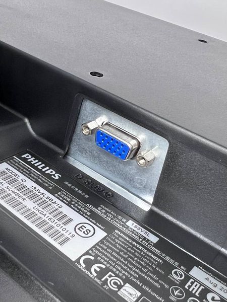 Монитор 19 Philips 193V5LSB2 LED HD Ready 000039006 фото
