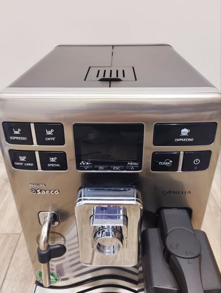 Кавомашина Saeco Exprelia HD8854 1400W sn TU901040063136 000047528 фото