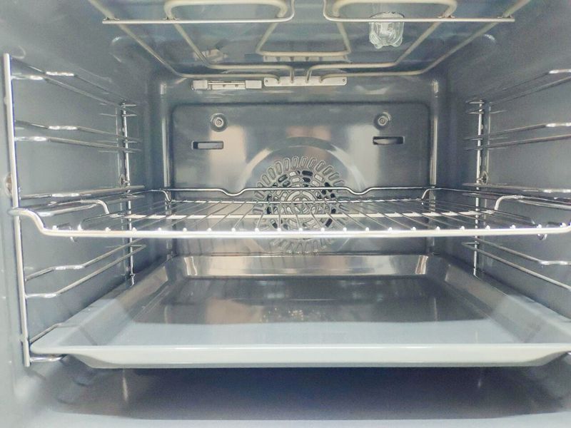 Электродуховка Siemens HB517ABS0 70 000043149 фото