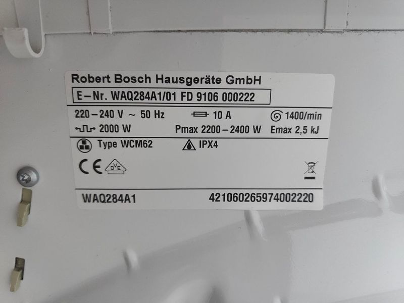 Стиральная машина Bosch Avantixx7 AntiAlergie WAQ284A1 2400W 7кг sn 9106000222 000051738 фото