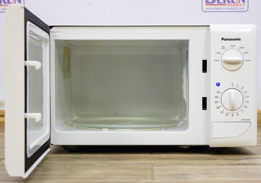 Микроволновая печь Panasonic NN E201WBGPG 000016903 фото