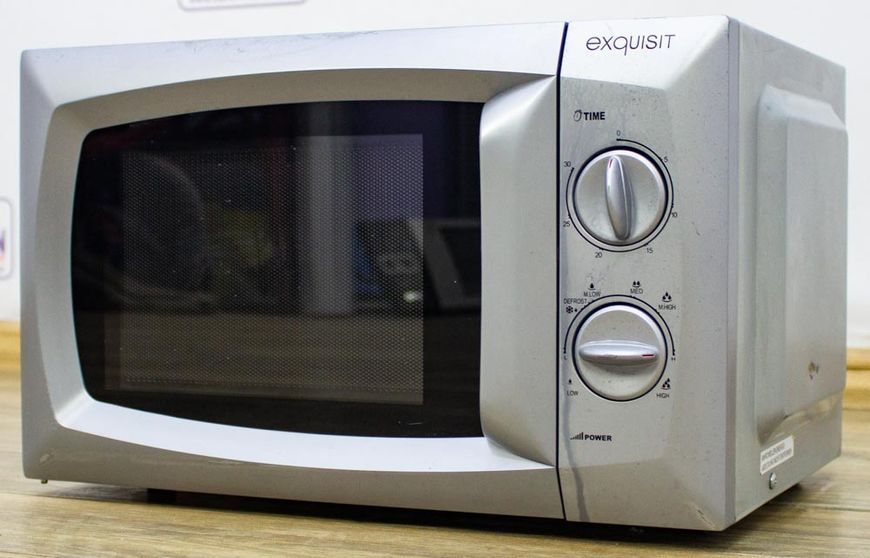 Мікрохвильова піч Exquisit MW 717si 1150w sn 4178 000013070 фото