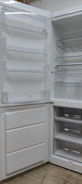 Холодильник Electrolux EN3401A0W 110W 223+88л sn 31040204 n628 000052988 фото