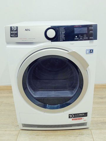 Сушильна машина AEG 8000 Series T8DE76587 900w 8 кг sn 81501295 000041768 фото