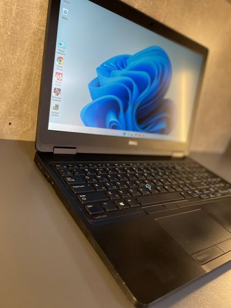 Ноутбук Dell Latitude 5580 15.6 FHD бат 2:15 часа 000049750 фото