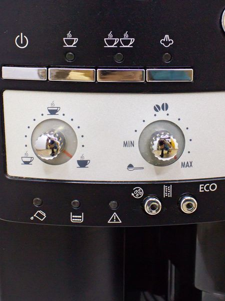 Кавомашина DeLonghi ESAM3000 B EX1 1450w sn 01218 000028885 фото