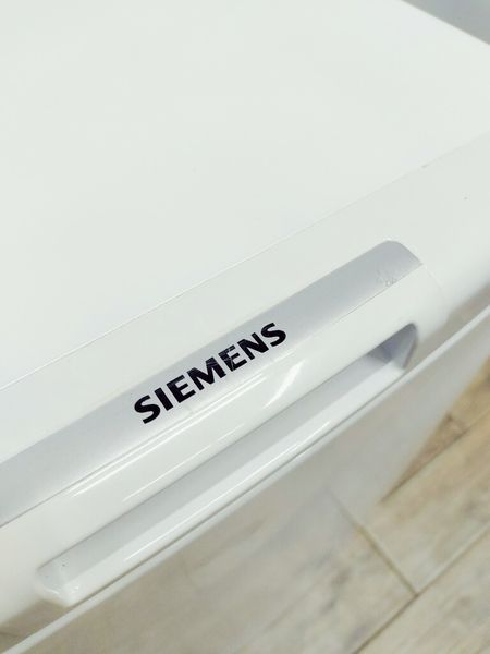 Стиральная машина вертикальная Siemens IQ300 WP12T227 01 000039673 фото