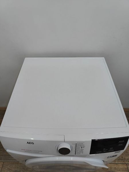 Сушильная машина AEG 8000 Series Lavatherm T8DB60579 900W sn 90907628 000052197 фото