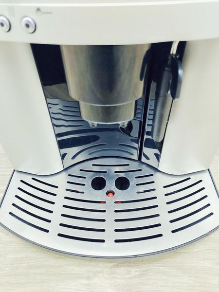 Кофемашина DeLonghi Magnifica ESAM3200 S 000039481 фото