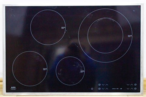 Варильна поверхня індукційна AEG 949 592 333 7400W 4-х місна sn 62561303 000017043 фото