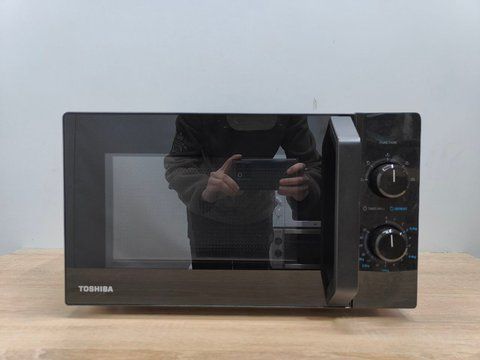 Мікрохвильова піч Toshiba MW2MM20PFBK 800W sn 000053810 фото