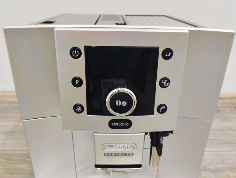 Кавомашина Delonghi Perfecta Cappuccino ESAM5500 S 1350W sn 30821 000047529 фото