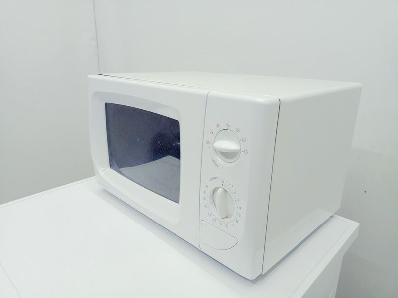 Мікрохвильова піч Privileg KOR 6C17 1200w sn DJ30601082 000042858 фото