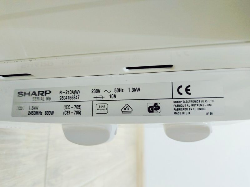 Мікрохвильова піч Sharp R 210A 1300w sn 9804156847 000036447 фото