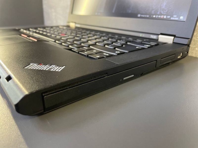 Ноутбук Lenovo ThinkPad T430 14 HD бат 3:30 годин 000049873 фото