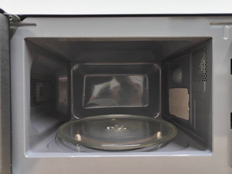 Микроволновая печь Toshiba MW2MM20PFBK 800W sn 000053810 фото
