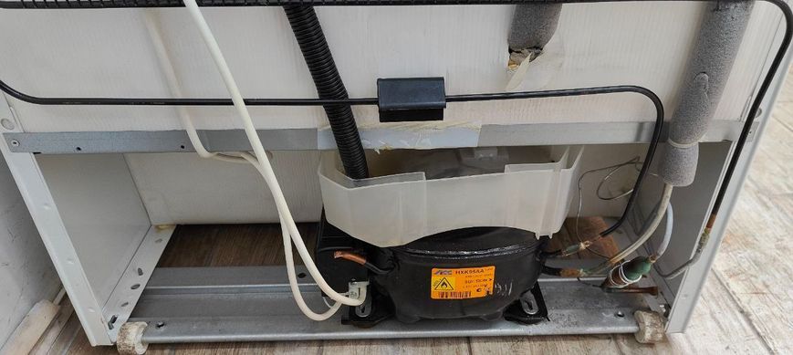 Холодильник Electrolux EN3401A0W 110W 223+88л sn 31040204 n628 000052988 фото