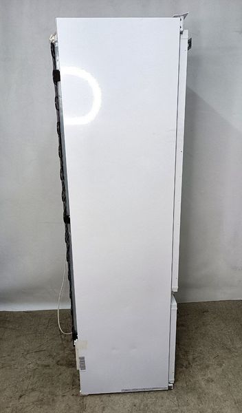 Холодильник двухкамерный Premium KF 37272 iD sn 17710888879 000047729 фото