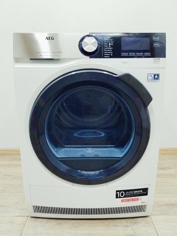 Сушильна машина AEG 8000 Series T8DE76684 700w 8 кг sn 74194762 000042914 фото