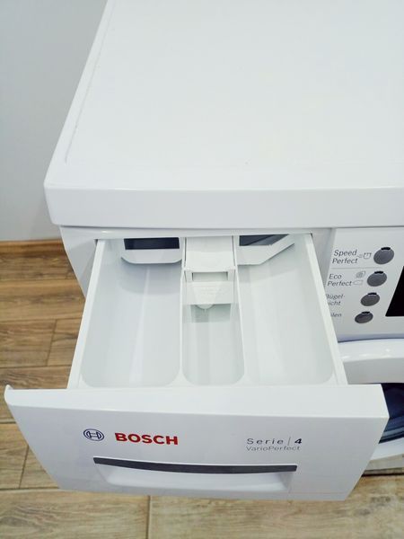 Стиральная машина Bosch Serie4 WAE284A6 89 000041808 фото