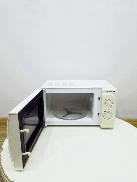 Микроволновая печь TechnoStar MW 20 W 000034973 фото