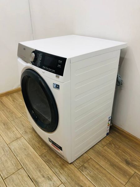 Сушильна машина AEG 8000 Series T8DS86689 700w 8 кг sn 74379728 000043622 фото