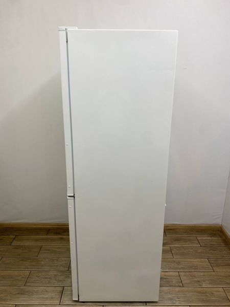 Холодильник двухкамерный Electrolux LNT5NF30W2 216W 194+92л 117W sn 14930046 n 419 000048804 фото