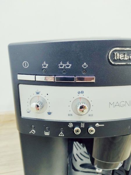 Кофемашина DeLonghi Magnifica EAM3100 BB 000039482 фото