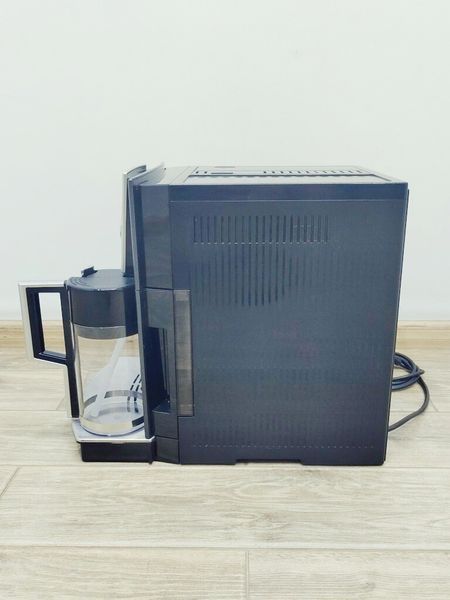 Кавомашина DeLonghi Perfecta Cappuccino ESAM5500 T 1350w sn 14319 000021836 фото