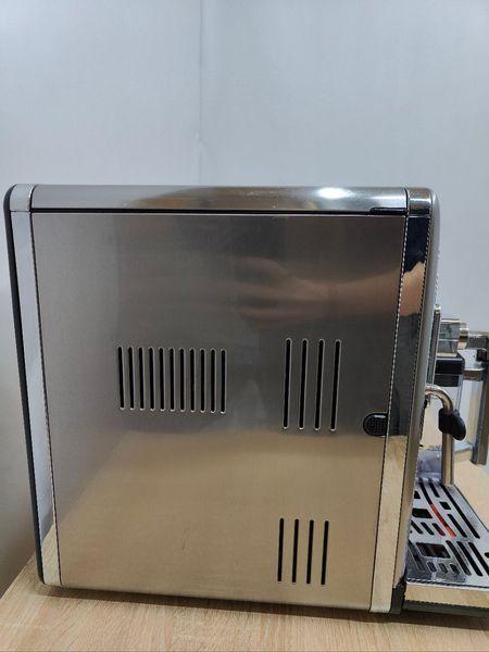 Кофемашина Saeco HD5866 1400W sn TU901340172113 000049618 фото