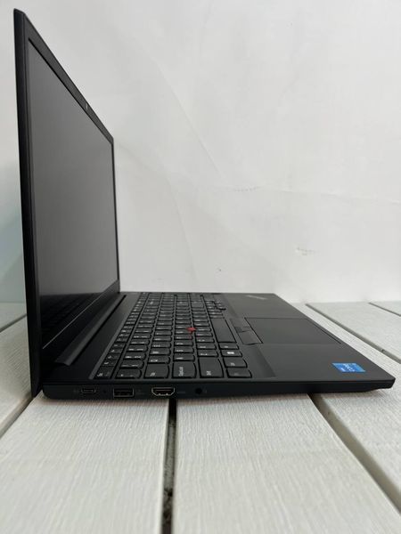 Ноутбук Lenovo ThinkPad E15 000049351 фото