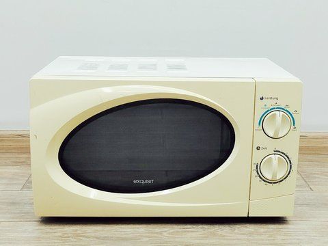 Мікрохвильова піч Exquisit MW 1780W 1200w sn S210W00216 000040624 фото