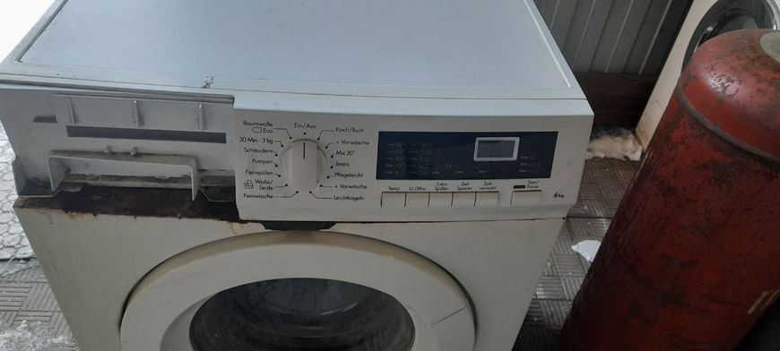 Стиральная машина AEG L60460MFL 2200W 6кг sn 32200015 000052149 фото