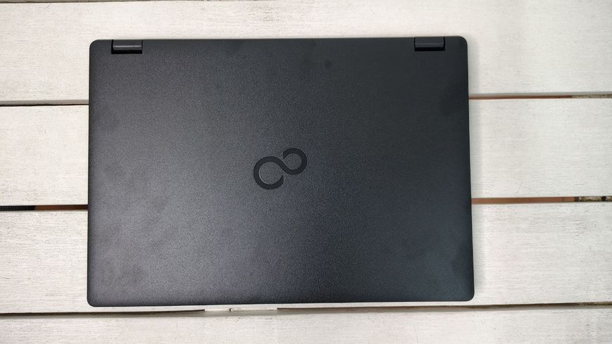 Ноутбук Fujitsu LifeBook E449 14 FHD бат до 1:30 години 000053289 фото Ноутбук Fujitsu LifeBook E449 14 FHD бат до 1:30 години 000053289 фото