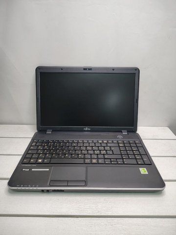 Ноутбук FUJITSU LIFEBOOK A512 15.6 HD бат до 3 годин 000052545 фото