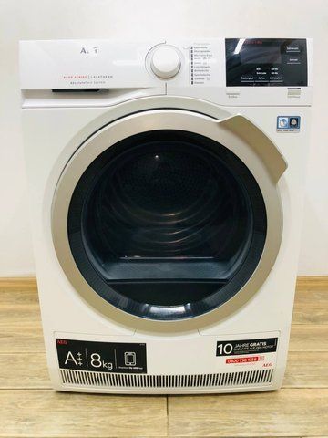 Сушильна машина AEG 8000 Series T8DB68EX 700w 8 кг sn 70451931 000043623 фото