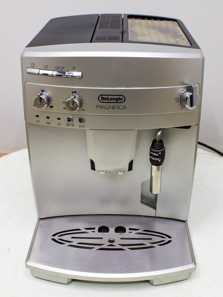 Кавомашина DeLonghi ESAM03 120 S 1450w sn 34621 000028886 фото