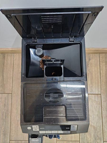 Кофемашина DeLonghi ESAM28 467B 1450W sn 41222 000049619 фото