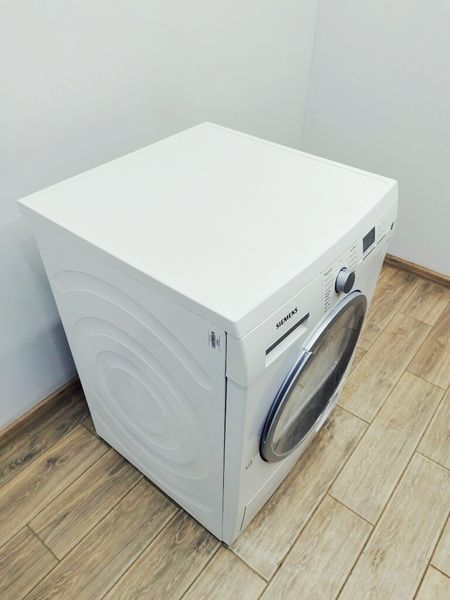 Сушильная машина Siemens IQ700 WT46W563 04 000036914 фото